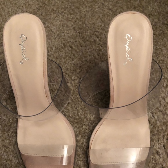 Cute clear strap nude heels!! - Picture 3 of 4